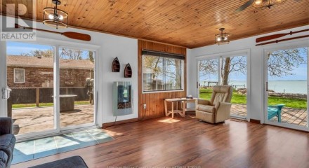 Residential - Single Family Home - Amherstburg, Canada - Canada