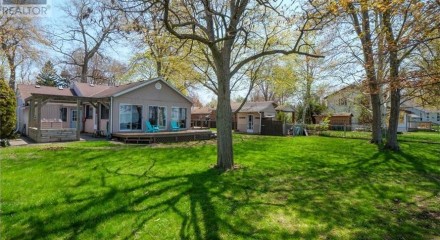 Residential - Single Family Home - Amherstburg, Canada - Canada