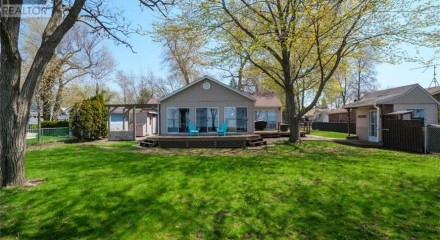 Residential - Single Family Home - Amherstburg, Canada - Canada