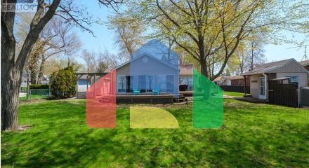 Residential - Single Family Home - Amherstburg, Canada - Canada