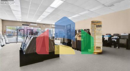 Commercial - Commercial/Retail - Amherstburg, Canada - Canada