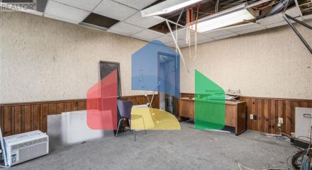 Commercial - Commercial/Retail - Amherstburg, Canada - Canada