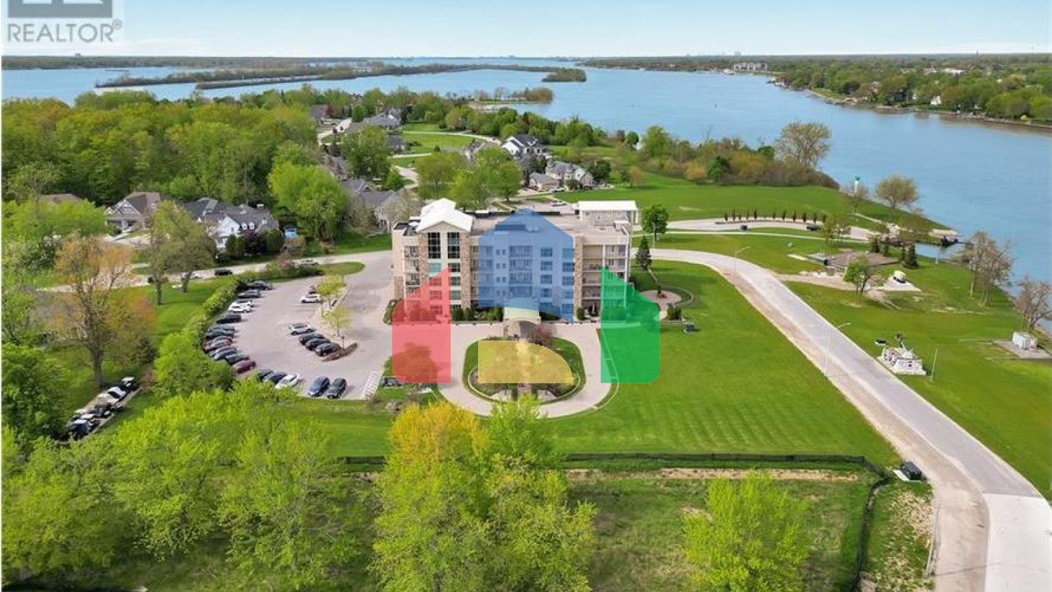 Residential - Condo/Apartment - Amherstburg, Canada - Canada