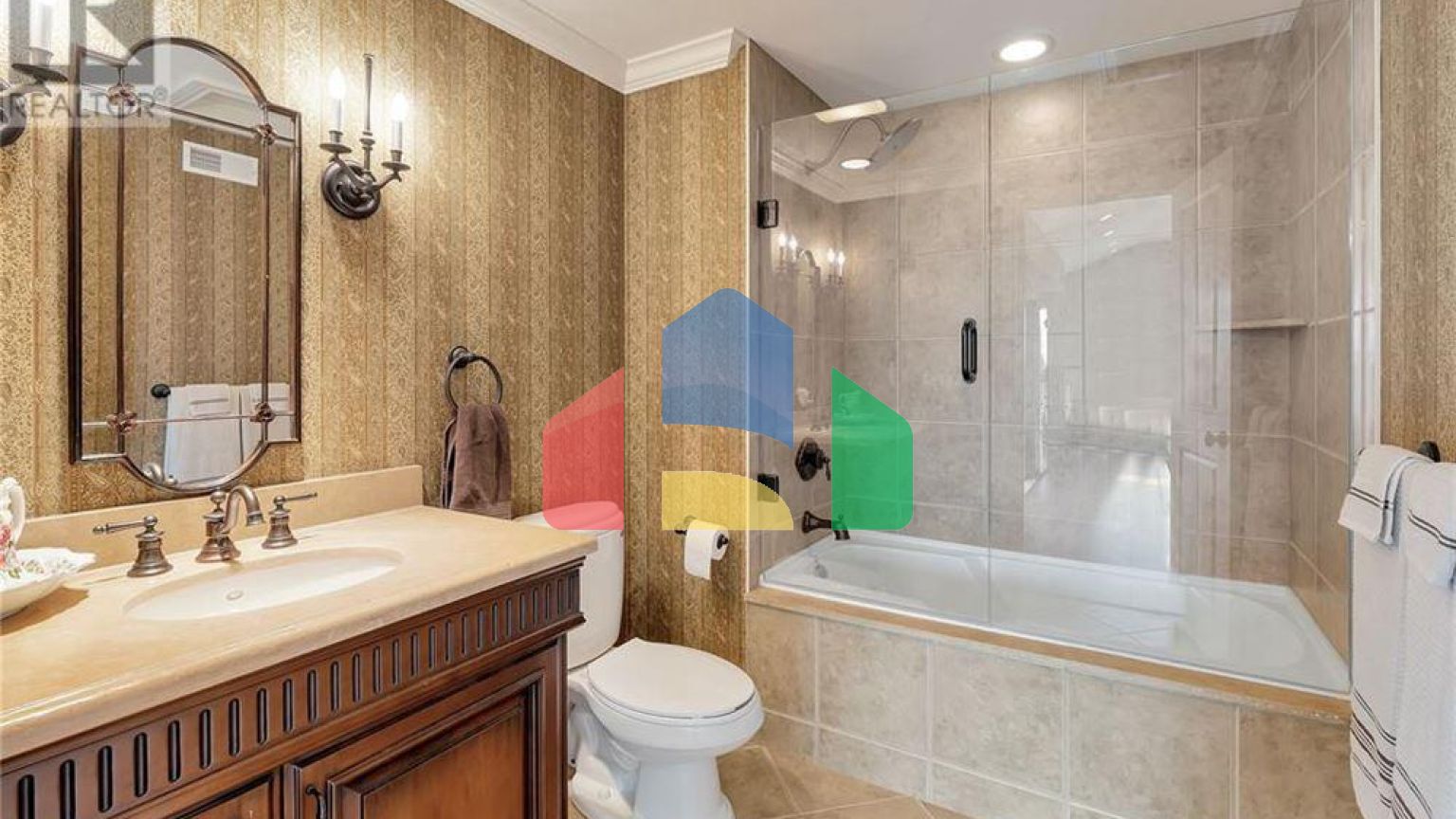 Residential - Condo/Apartment - Amherstburg, Canada - Canada