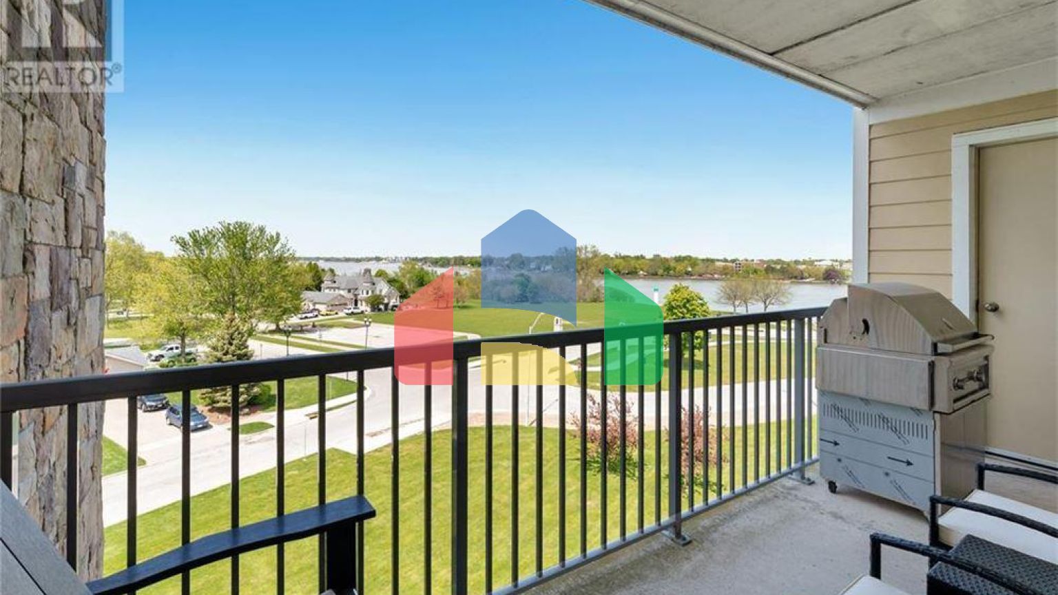 Residential - Condo/Apartment - Amherstburg, Canada - Canada