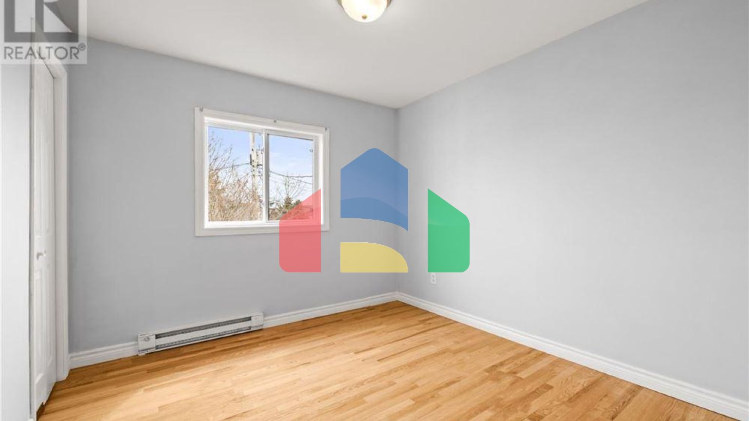 Residential - Single Family Home - St. john's, Canada - Canada