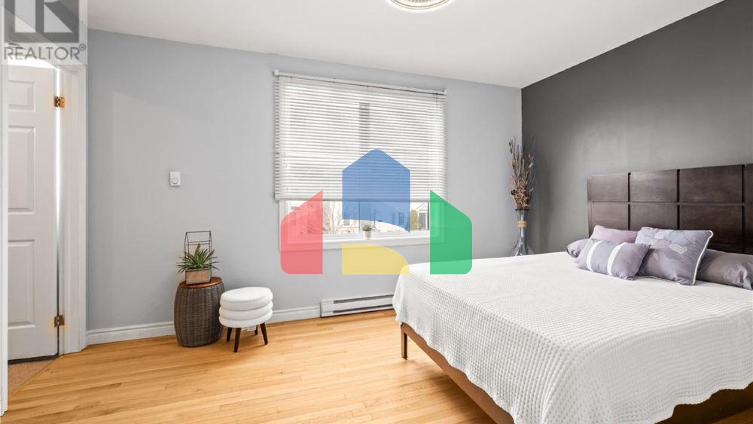 Residential - Single Family Home - St. john's, Canada - Canada