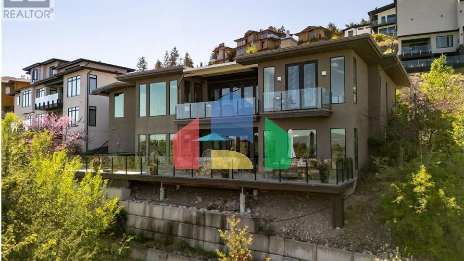 Residential - Single Family Home - West Kelowna, Canada - Canada