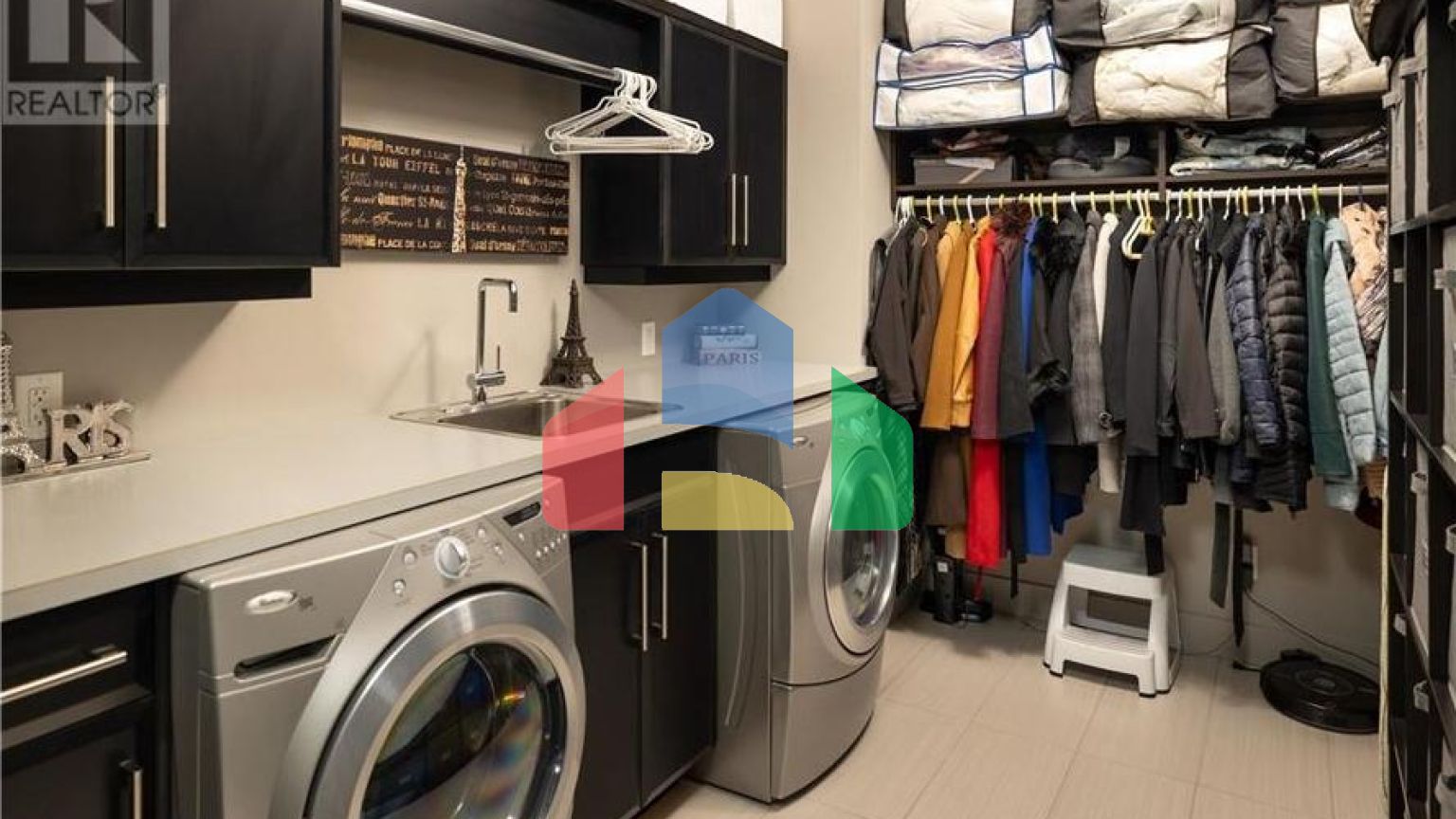 Residential - Single Family Home - West Kelowna, Canada - Canada