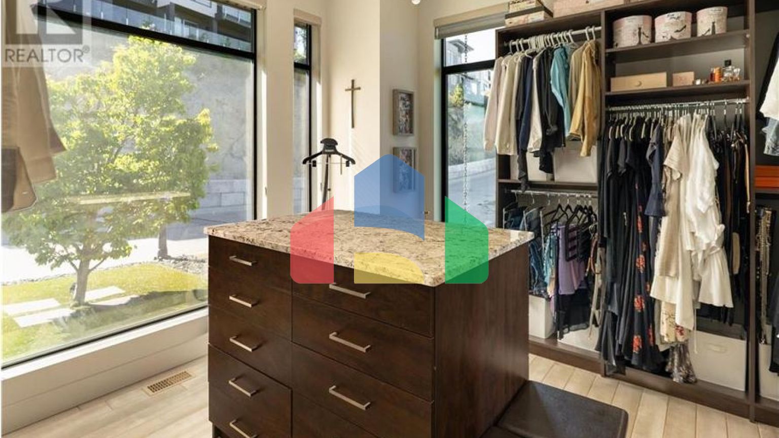 Residential - Single Family Home - West Kelowna, Canada - Canada