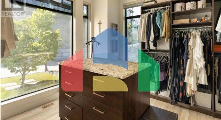 Residential - Single Family Home - West Kelowna, Canada - Canada