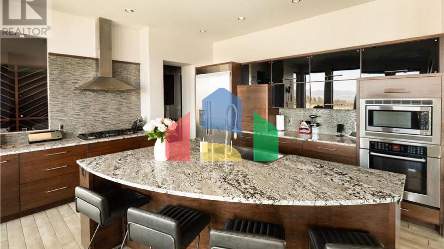 Residential - Single Family Home - West Kelowna, Canada - Canada