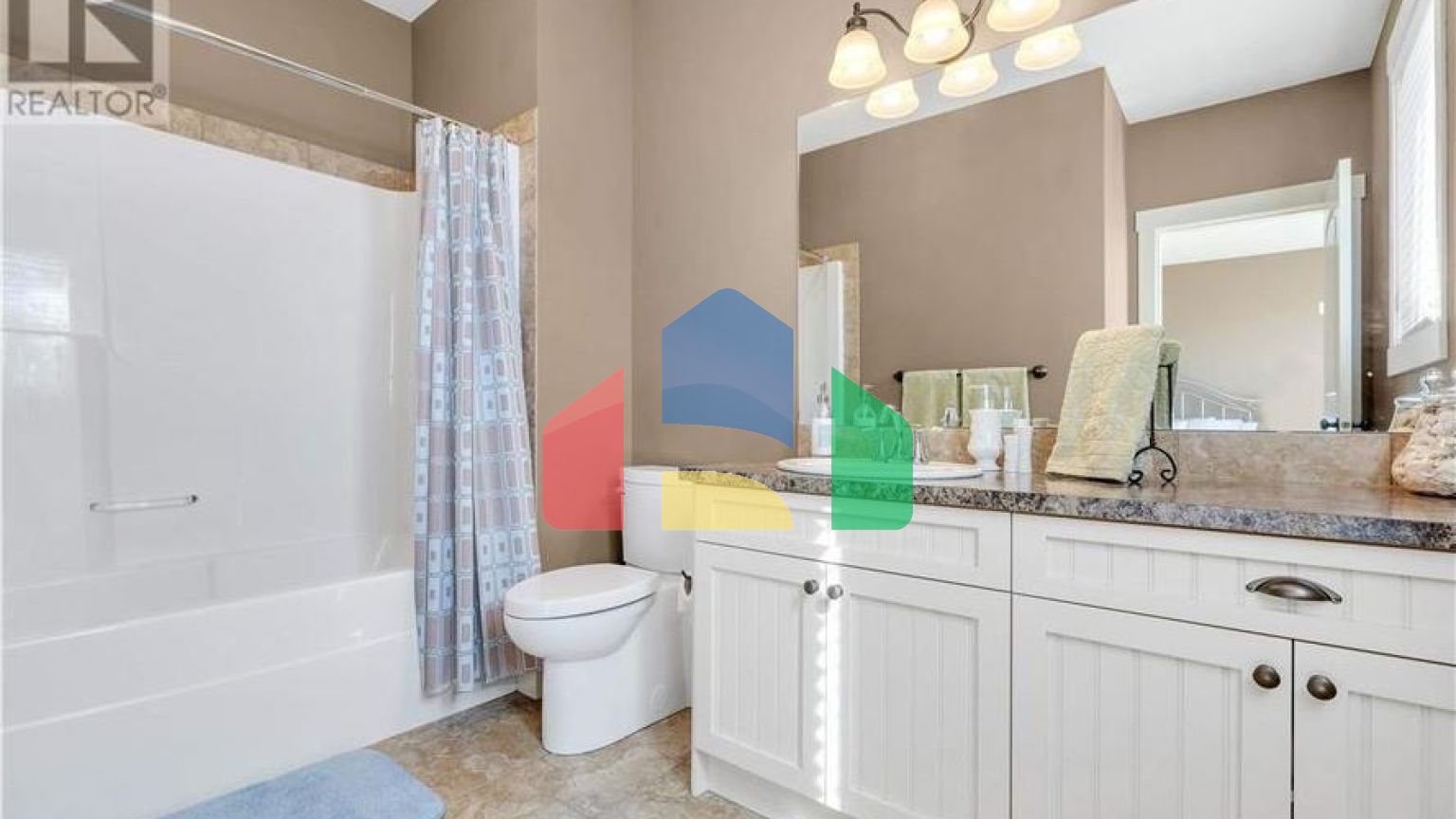 Residential - Single Family Home - West Kelowna, Canada - Canada