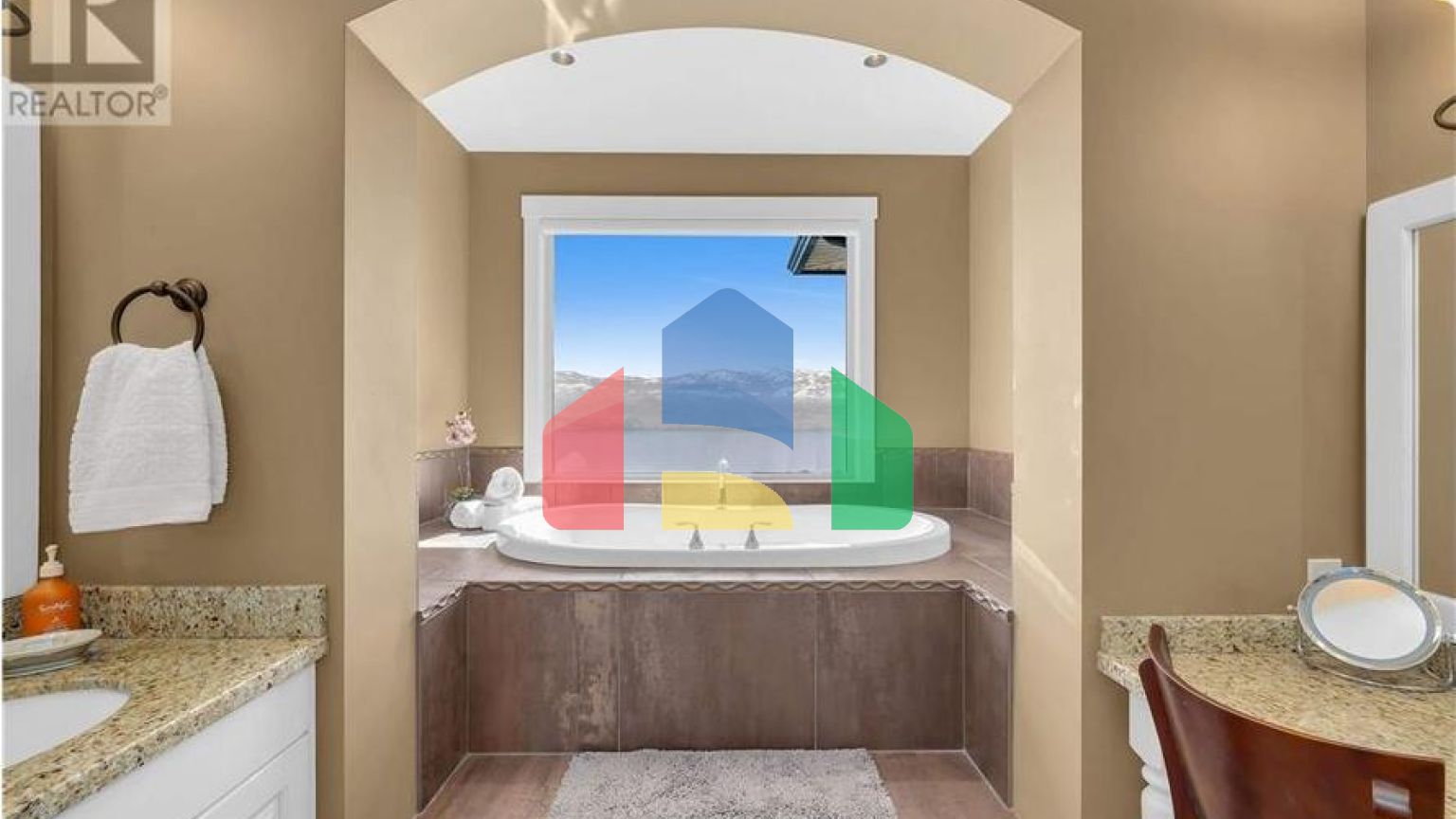 Residential - Single Family Home - West Kelowna, Canada - Canada