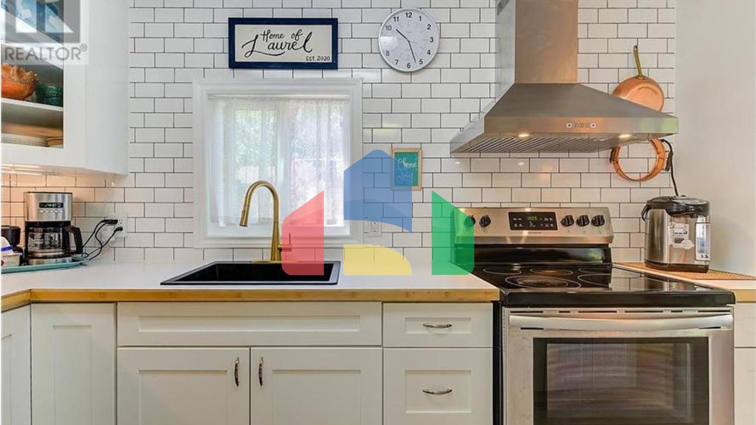 Residential - Single Family Home - West Kelowna, Canada - Canada