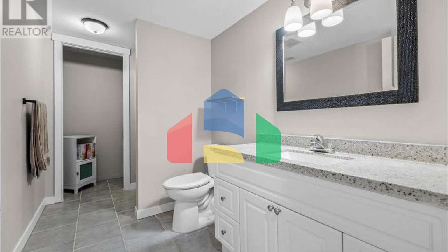 Residential - Single Family Home - West Kelowna, Canada - Canada