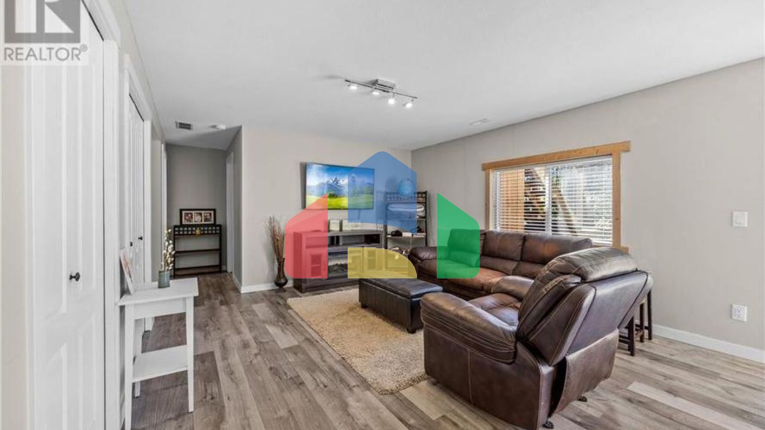 Residential - Single Family Home - West Kelowna, Canada - Canada