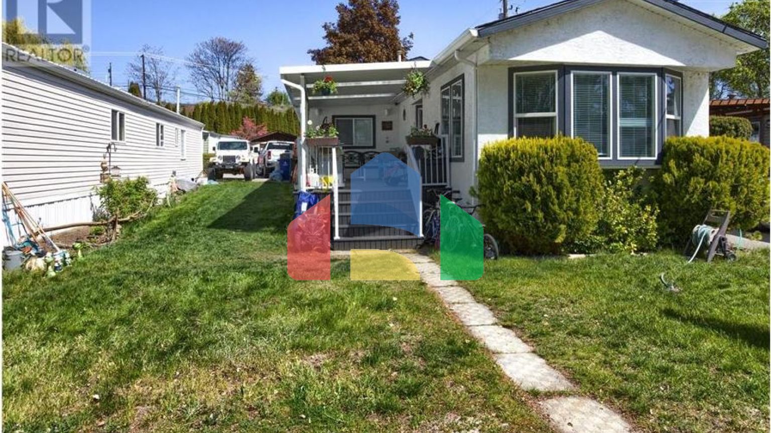 Residential - Single Family Home - West Kelowna, Canada - Canada