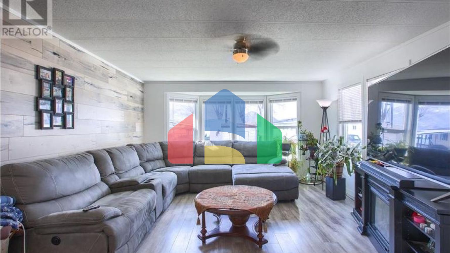 Residential - Single Family Home - West Kelowna, Canada - Canada