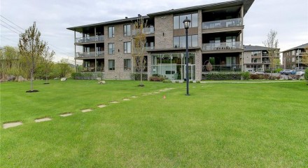 Residential - Condo/Apartment - Saint-Mathieu-de-Beloeil, Canada - Canada