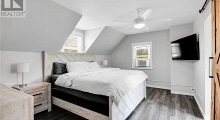 Residential - Single Family Home - Renfrew, Canada - Canada