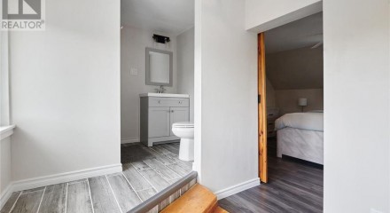 Residential - Single Family Home - Renfrew, Canada - Canada