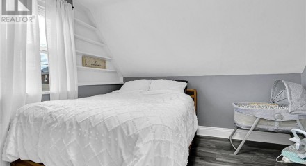 Residential - Single Family Home - Renfrew, Canada - Canada