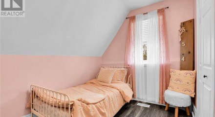 Residential - Single Family Home - Renfrew, Canada - Canada