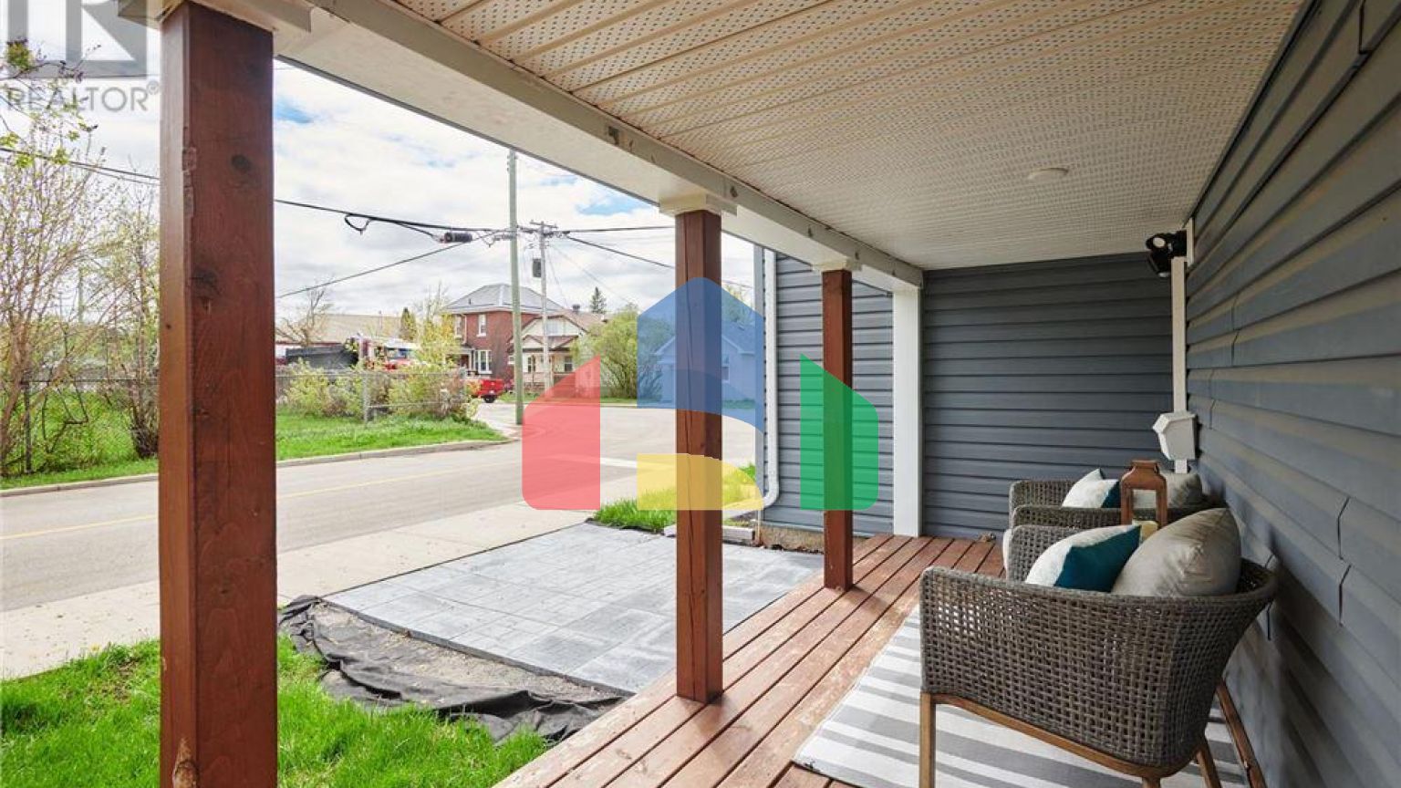 Residential - Single Family Home - Renfrew, Canada - Canada