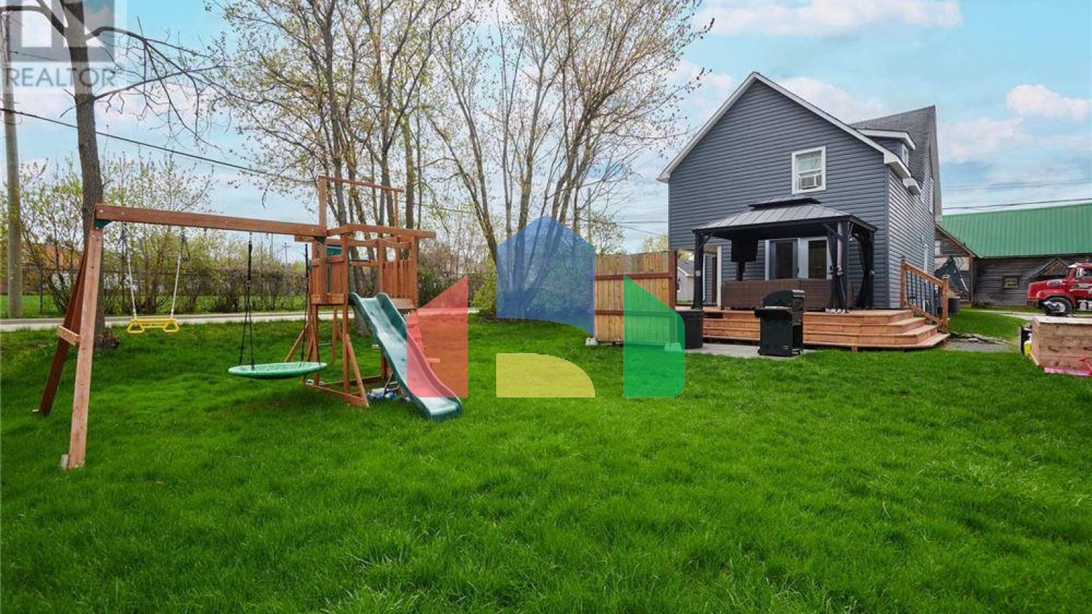 Residential - Single Family Home - Renfrew, Canada - Canada