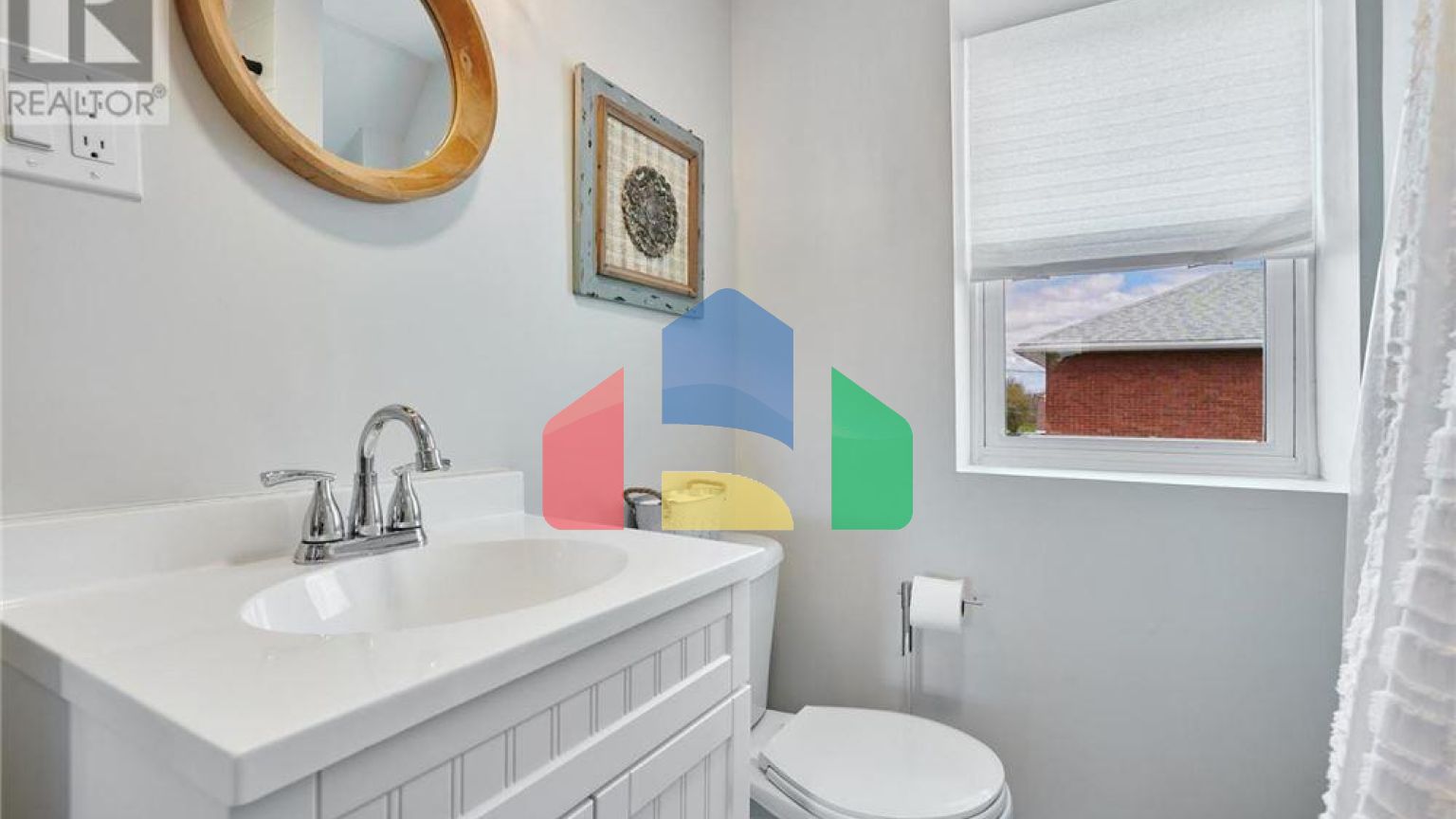 Residential - Single Family Home - Renfrew, Canada - Canada