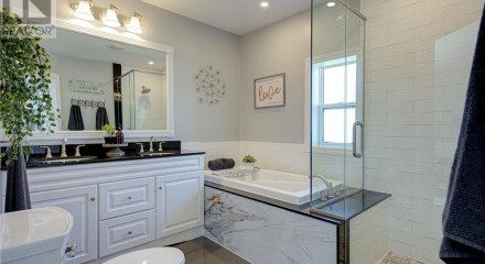 Residential - Single Family Home - Perth, Canada - Canada