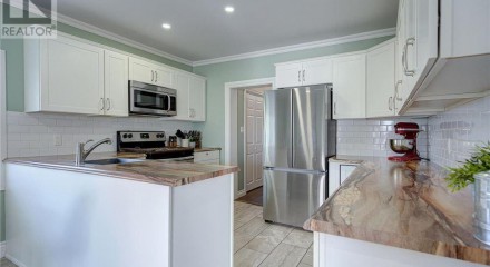 Residential - Single Family Home - Perth, Canada - Canada