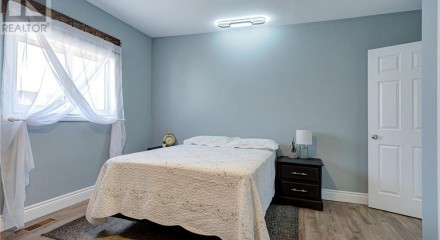 Residential - Single Family Home - Perth, Canada - Canada