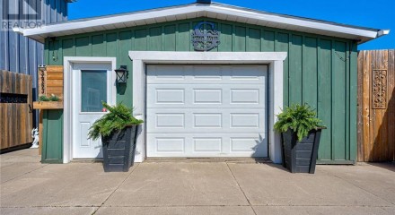 Residential - Single Family Home - Perth, Canada - Canada