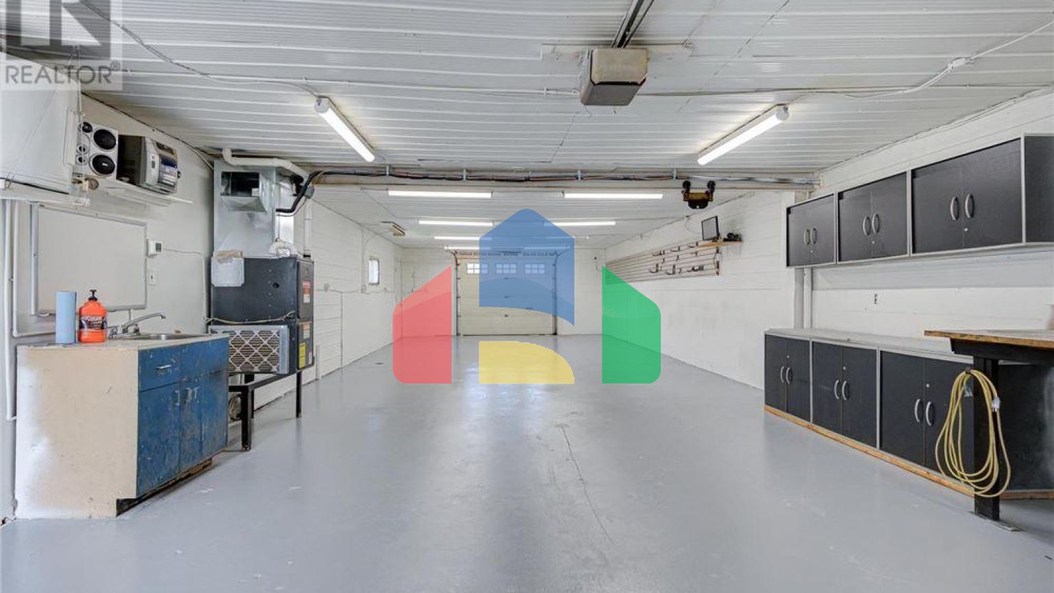 Residential - Single Family Home - Perth, Canada - Canada