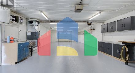 Residential - Single Family Home - Perth, Canada - Canada