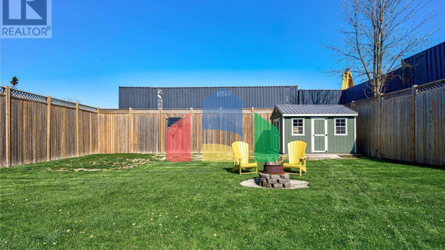 Residential - Single Family Home - Perth, Canada - Canada