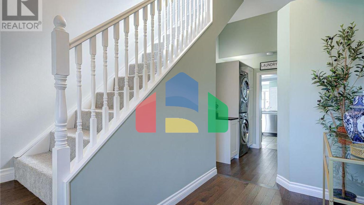 Residential - Single Family Home - Perth, Canada - Canada