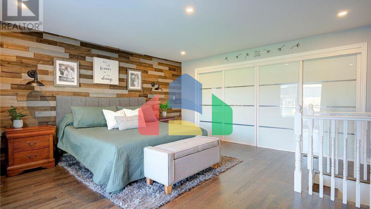 Residential - Single Family Home - Perth, Canada - Canada