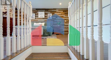 Residential - Single Family Home - Perth, Canada - Canada