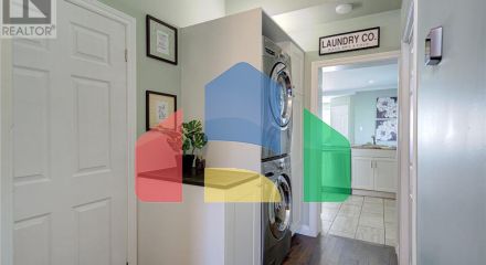 Residential - Single Family Home - Perth, Canada - Canada