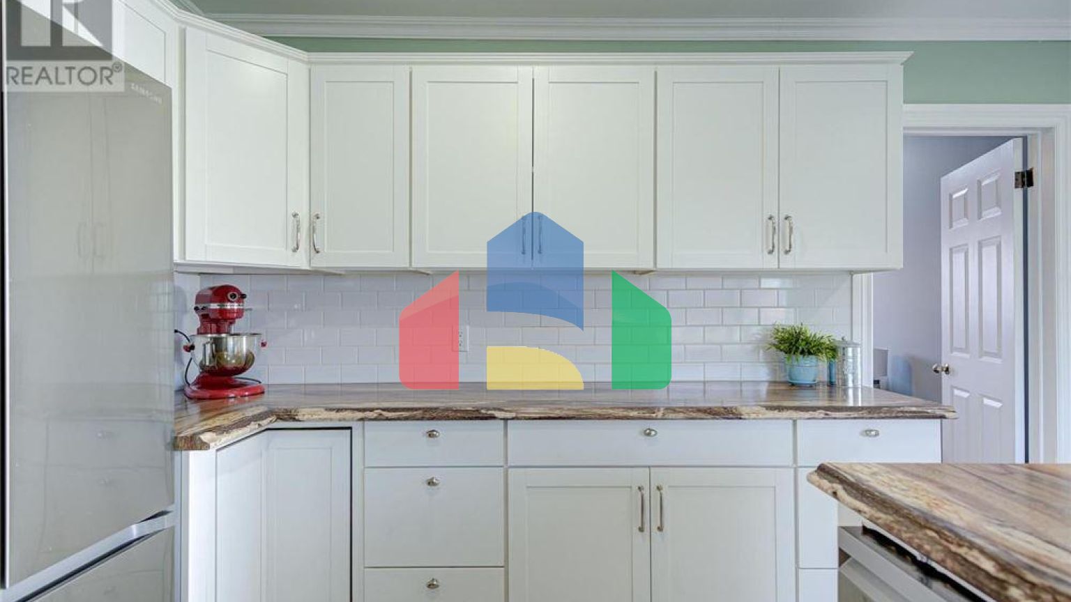 Residential - Single Family Home - Perth, Canada - Canada