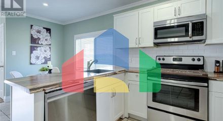 Residential - Single Family Home - Perth, Canada - Canada