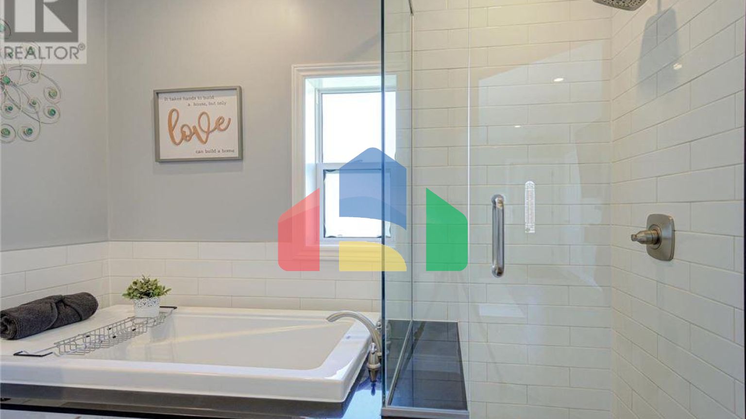 Residential - Single Family Home - Perth, Canada - Canada