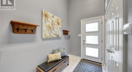 Residential - Single Family Home - East Gwillimbury, Canada - Canada