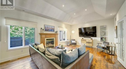 Residential - Single Family Home - East Gwillimbury, Canada - Canada