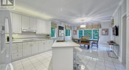 Residential - Single Family Home - East Gwillimbury, Canada - Canada