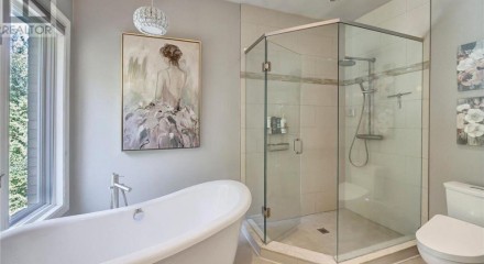 Residential - Single Family Home - East Gwillimbury, Canada - Canada