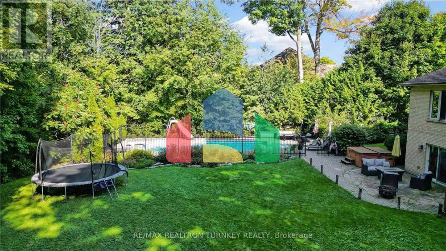 Residential - Single Family Home - East Gwillimbury, Canada - Canada